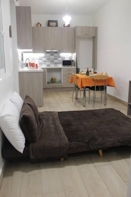 Apartmán Ranias'S House 2 Pireus Exteriér fotografie